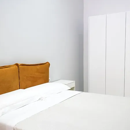 Апартаменты Di Lusso In Centro - Street Street Неаполь